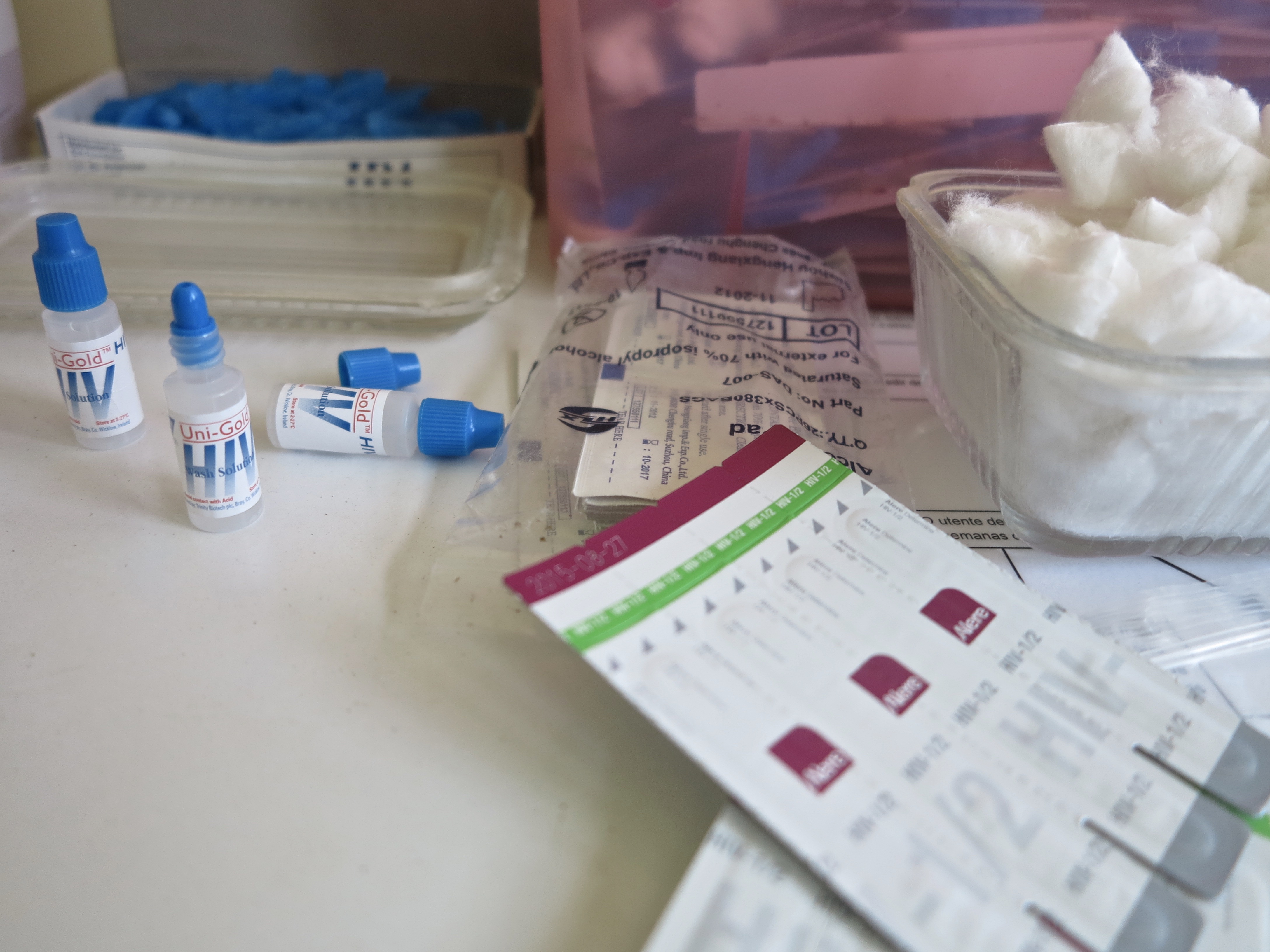 The Loss and Delay of HIV Patients’ Lab Results